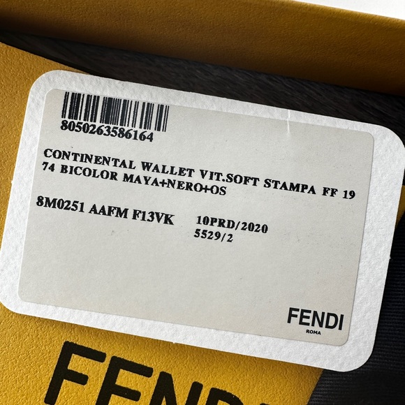 Authentic Fendi Continental wallet - Picture 4 of 11